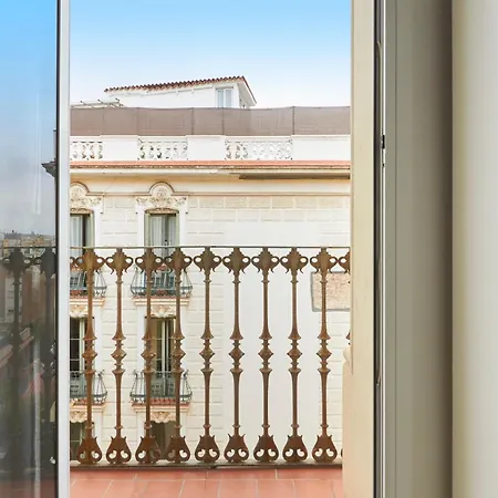 Ma Bright Apartment Next To Parc De Montjuic *