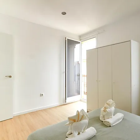 Ma Bright Apartment Next To Parc De Montjuic Barcelona
