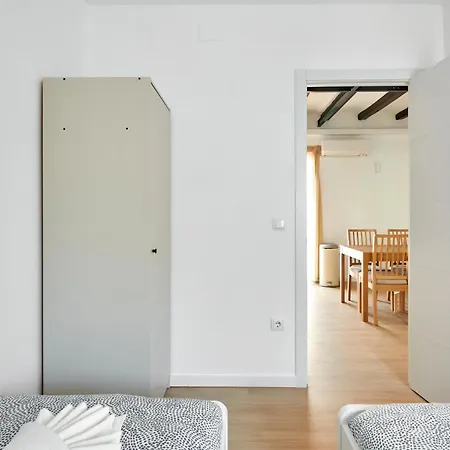 Apartment Ma Bright Apartment Next To Parc De Montjuic *